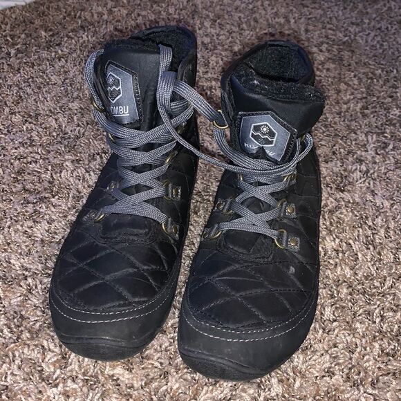 Khombu womens hiking boots, size 7. - Picture 1 of 6